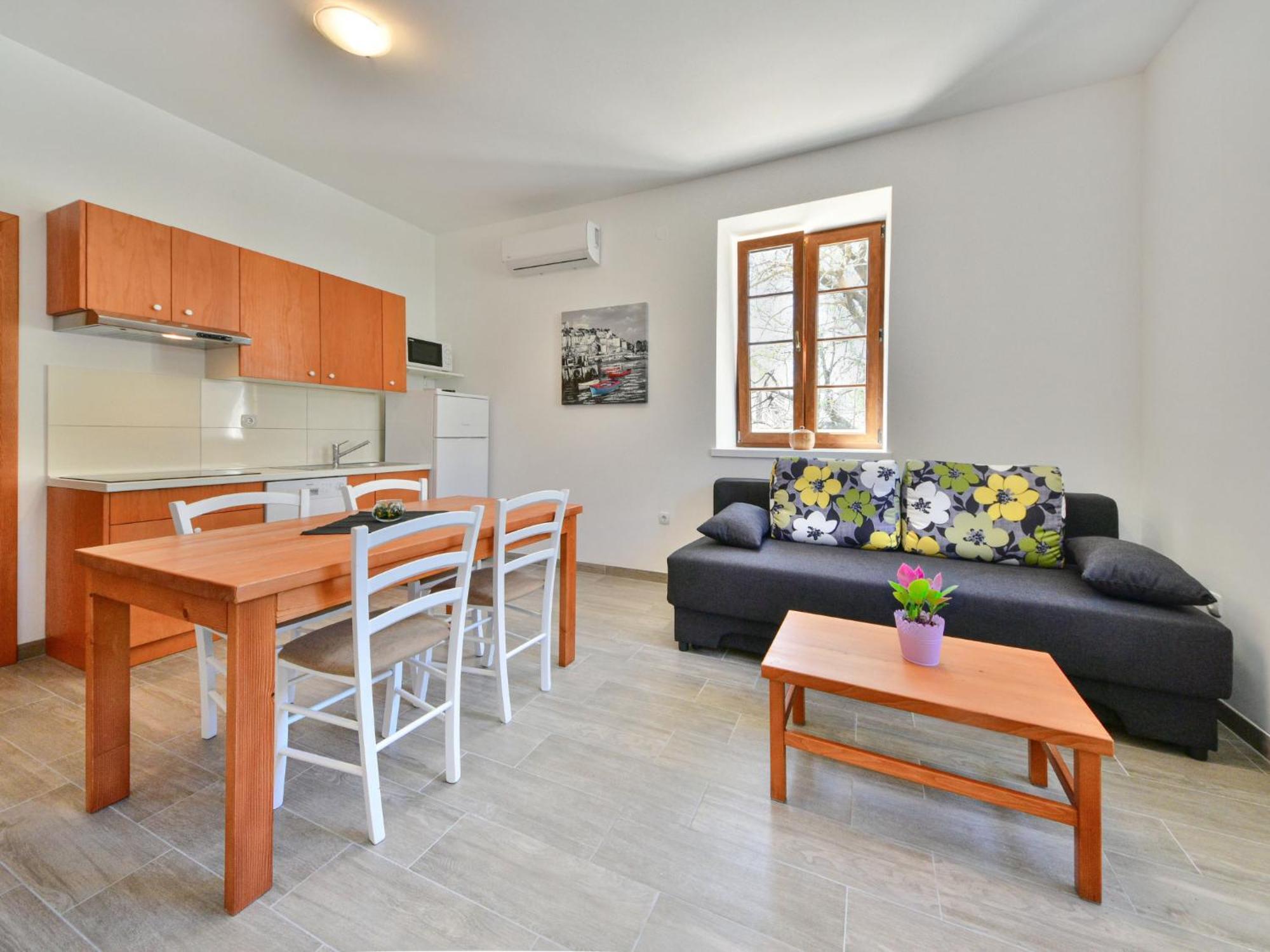 Apartment Val-2 By Interhome Свети Юрай Екстериор снимка